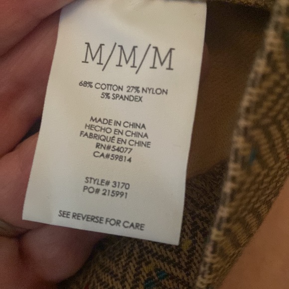 Cabi Penny blazer. Tan herringbone ponte with button front. Style 3170. - Picture 3 of 5